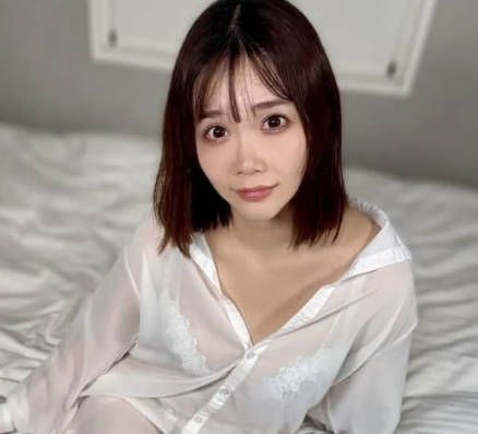 FC2PPV-4663637 G罩杯受虐狂美容顾问