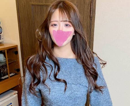 FC2PPV-4643584 超级可爱的白人女孩