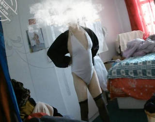 观音做莲的看着老妈浑圆的屁股