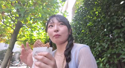 CAWD-823 山形から遊びに来ていた無垢で世間知らずな田舎娘に街頭えちえちインタビューしたら手応えあり！強引に言いくるめてAV出演 平山羽那