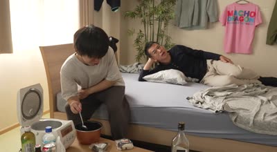 MOND-288 綺麗な近所の奥さんが 都月るいさ