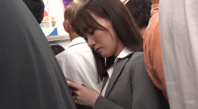 nhdtc-04101 パンスト穴あけ指入れ羞恥でねっとり膣内をほじられ本気汁が滴るほど感じまくる美脚女3 美白デカ尻OL