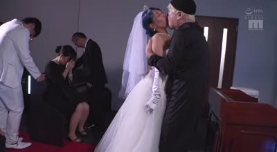 MIMK-202 セックスしないと死ぬ病 ～発症したらセックスは義務～ 実写版 シリーズ累計販売数22万部突破！初作3話分を一挙収録！