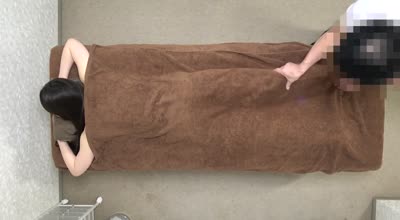 FC2PPV-4493943敏感乳头纤细美女敏感阴户