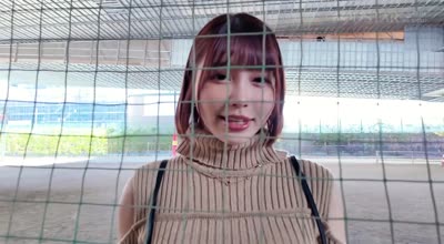 START-352一个极其可爱的荡妇一边对著受虐狂男人的反应微笑-唯井まひろ